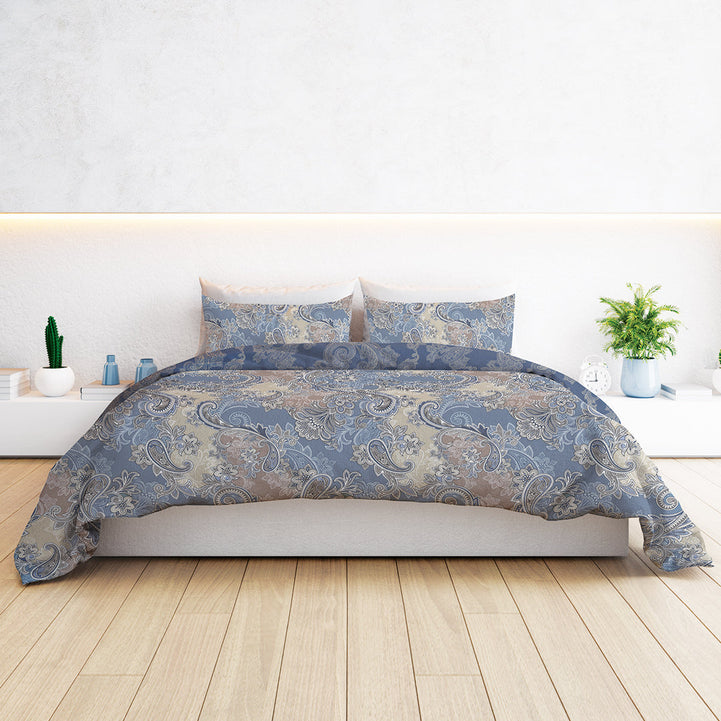 Molty Razai Winter Quilt