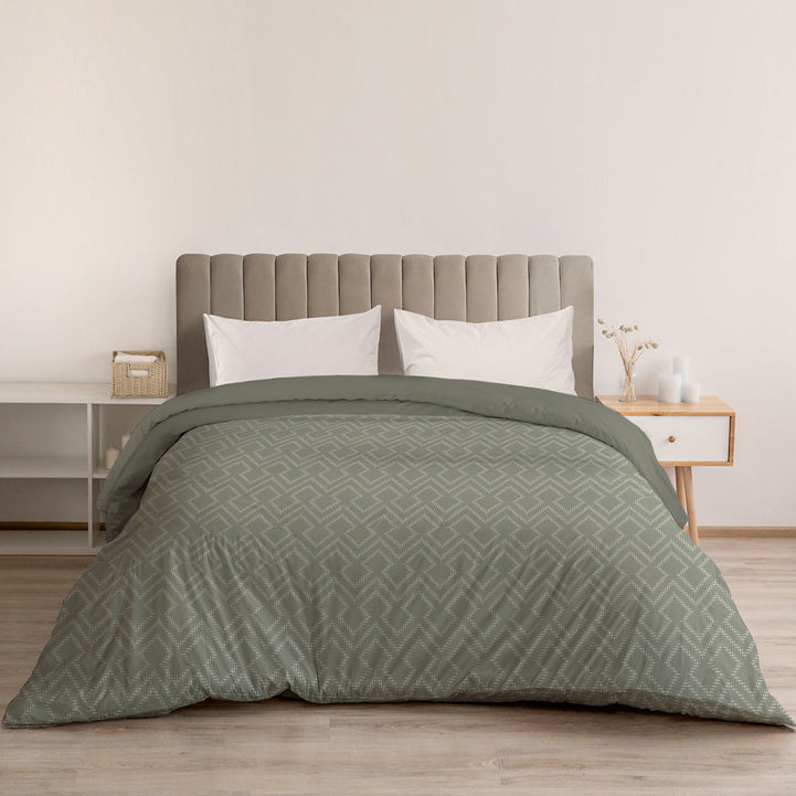 Molty Razai Winter Quilt